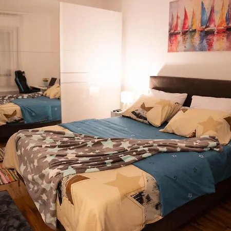 Nadahome - With Fast Wifi And Free Parking * Sombor