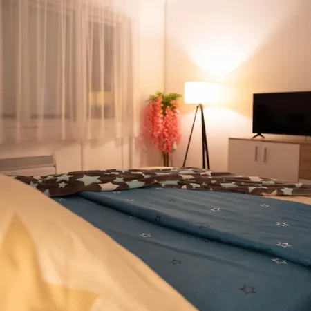 Nadahome - With Fast Wifi And Free Parking Apartment Sombor