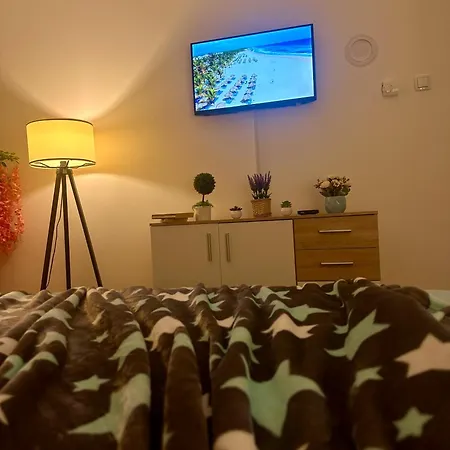 Nadahome - With Fast Wifi And Free Parking Апартаменты *