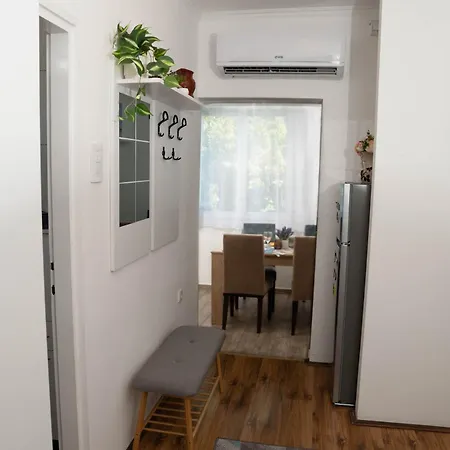 Apartment Nadahome - With Fast Wifi And Free Parking
