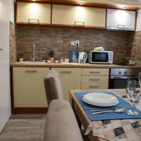 Nadahome - With Fast Wifi And Free Parking * Сомбор