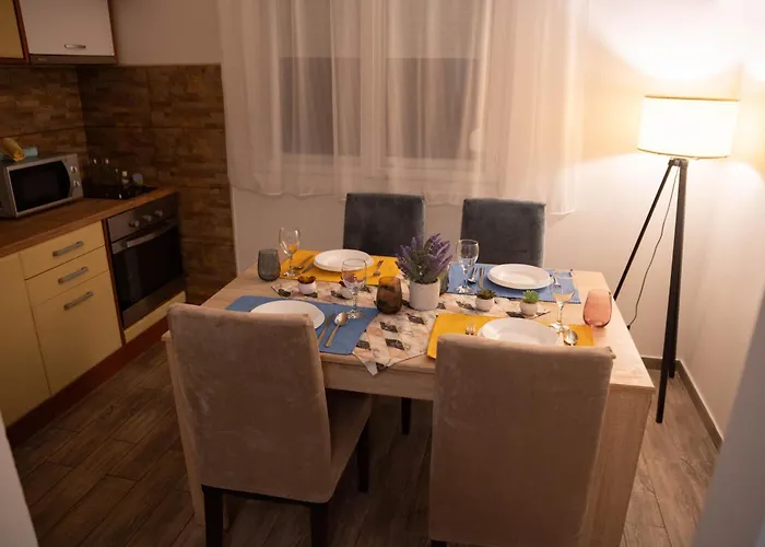 Apartament Nadahome - With Fast Wifi And Free Parking *