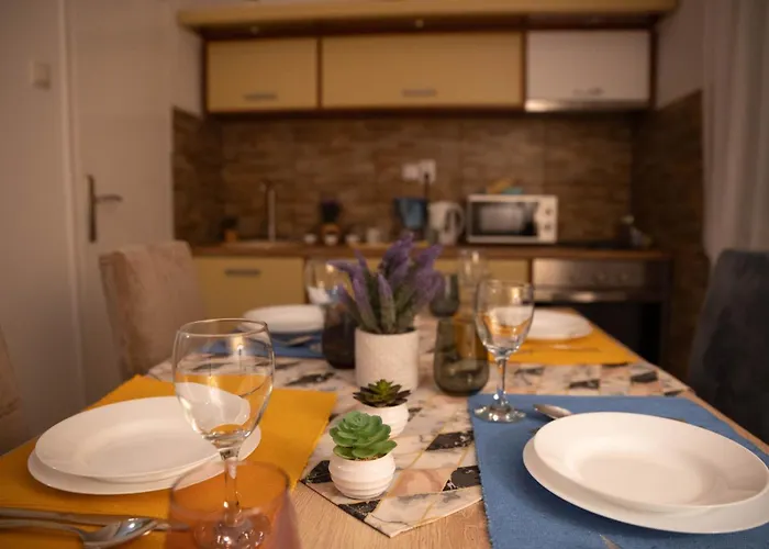 Nadahome - With Fast Wifi And Free Parking Sombor