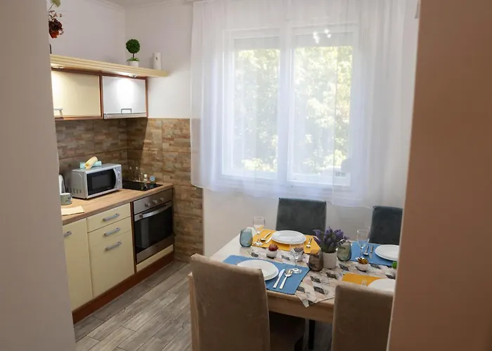 Nadahome - With Fast Wifi And Free Parking Apartament Sombor