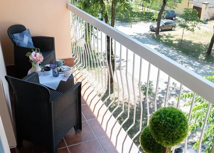 Nadahome - With Fast Wifi And Free Parking Apartament